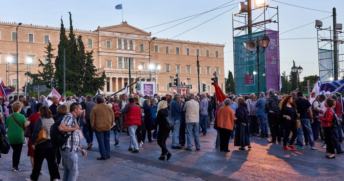 ΣΥΡΙΖΑ: Κείμενο 37 μελών της ΚΕ στο πλευρό Πολάκη - «Όχι στη διάλυση»