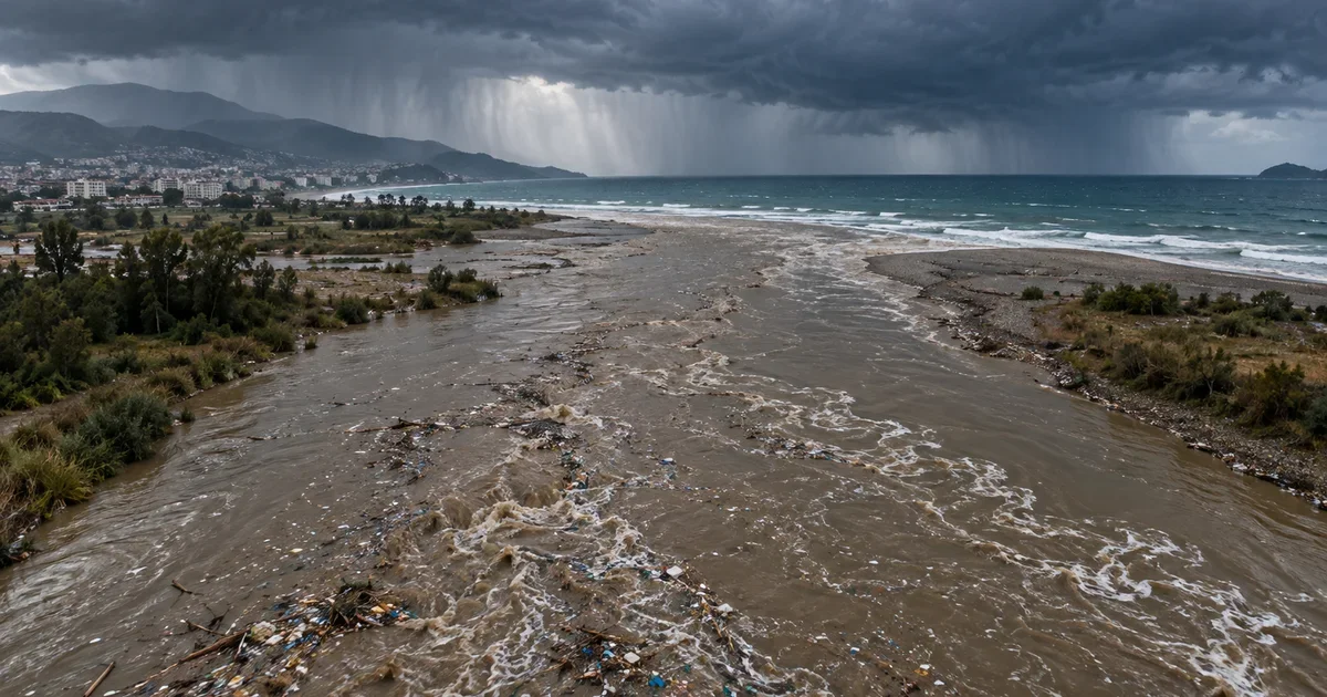 Οι ποταμοί μεταφέρουν πολύ περισσότερα μικροπλαστικά στους ωκεανούς μετά από έντονες βροχές